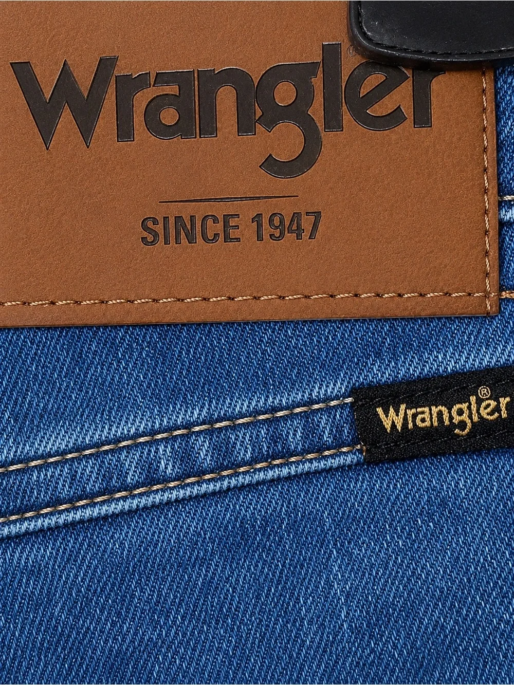 Wrangler Men’s Dark Blue Bootcut Jeans